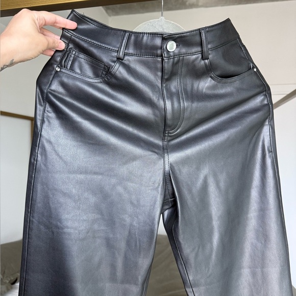Zara Black Leather Black Pants Sz 4 Straight Leg High Mid Rise 90s Quiet Luxury - Picture 3 of 8